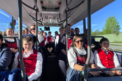 26-04-26-08-33-07-8868